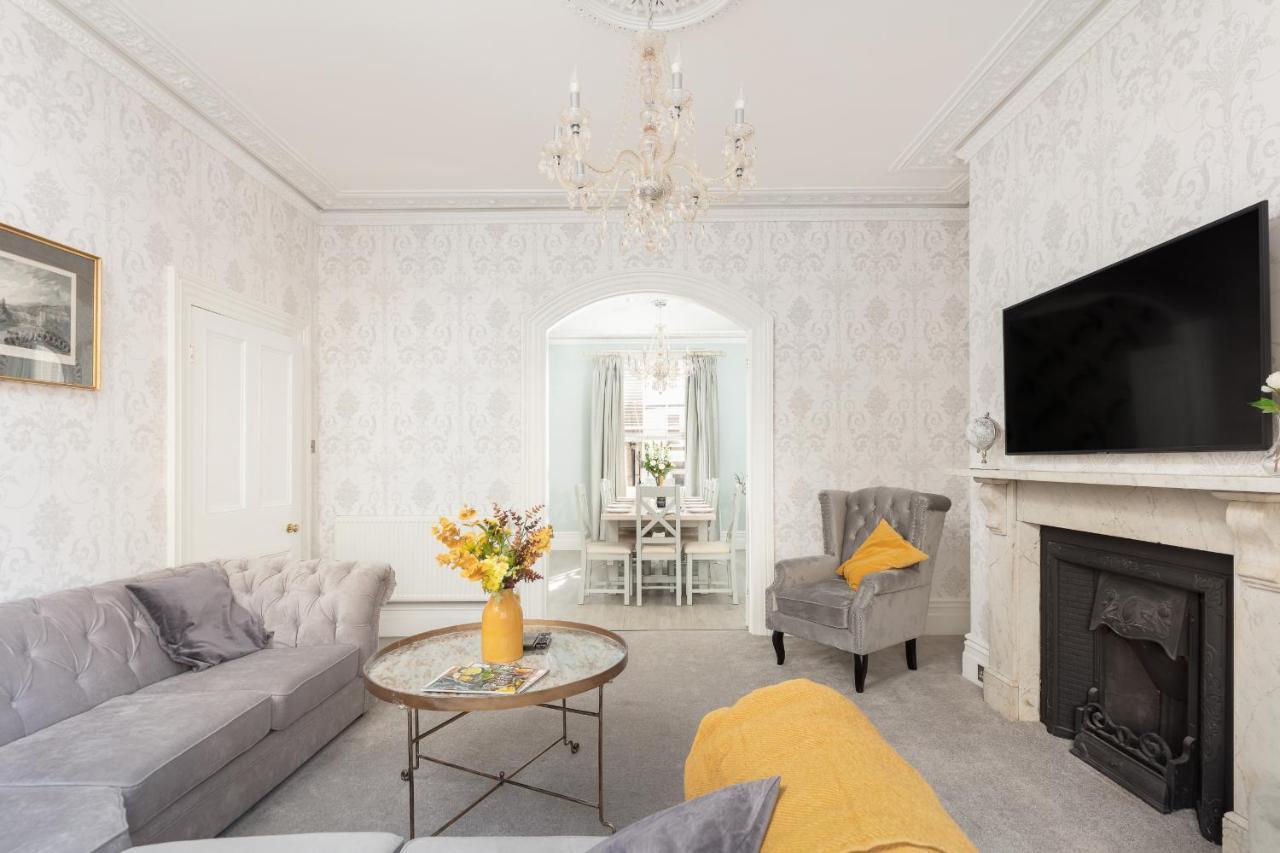 5 Bedroom Magnificent Georgian Townhouse- City Centre Bath Dış mekan fotoğraf